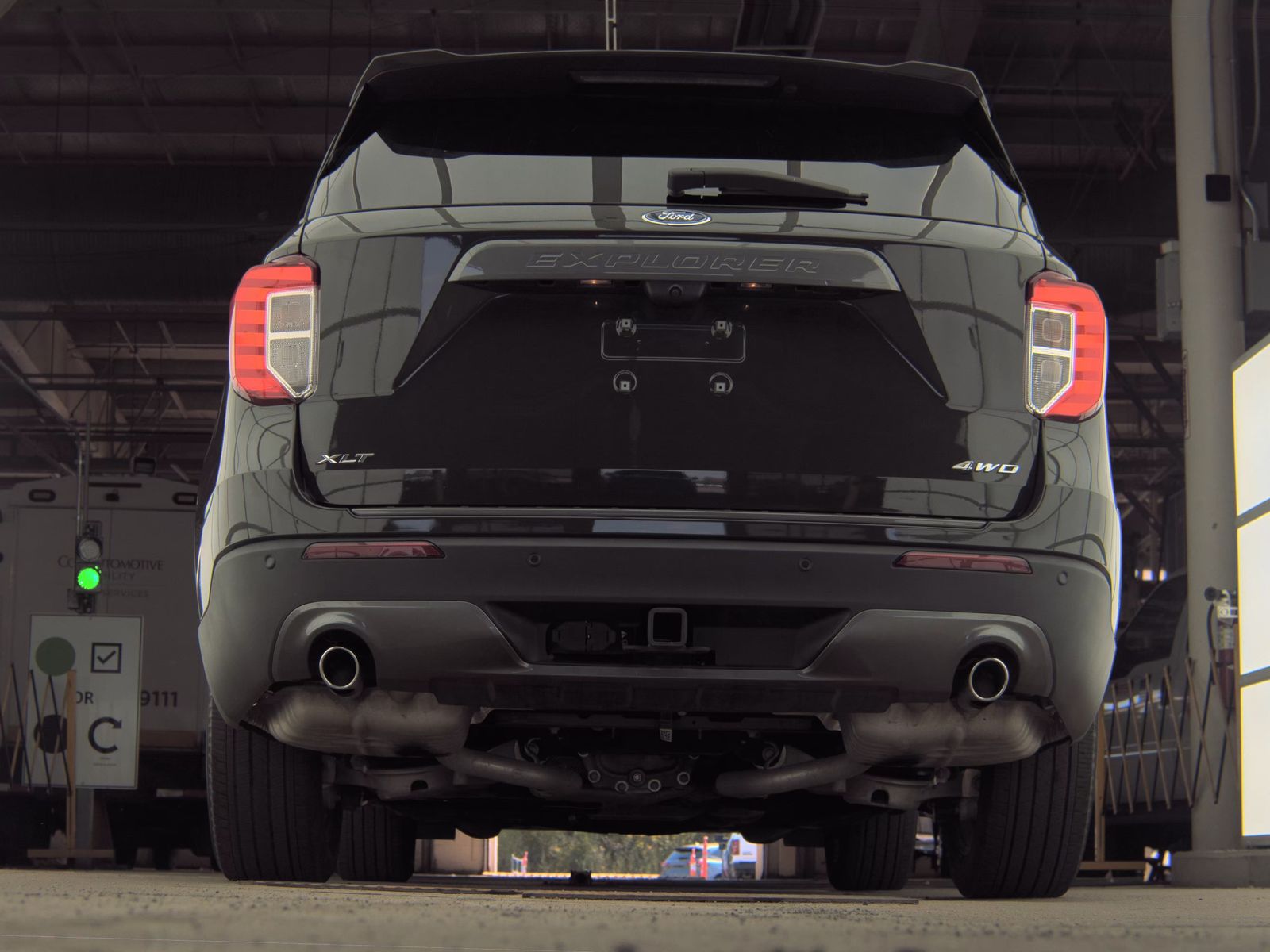 2023 Ford Explorer XLT AWD