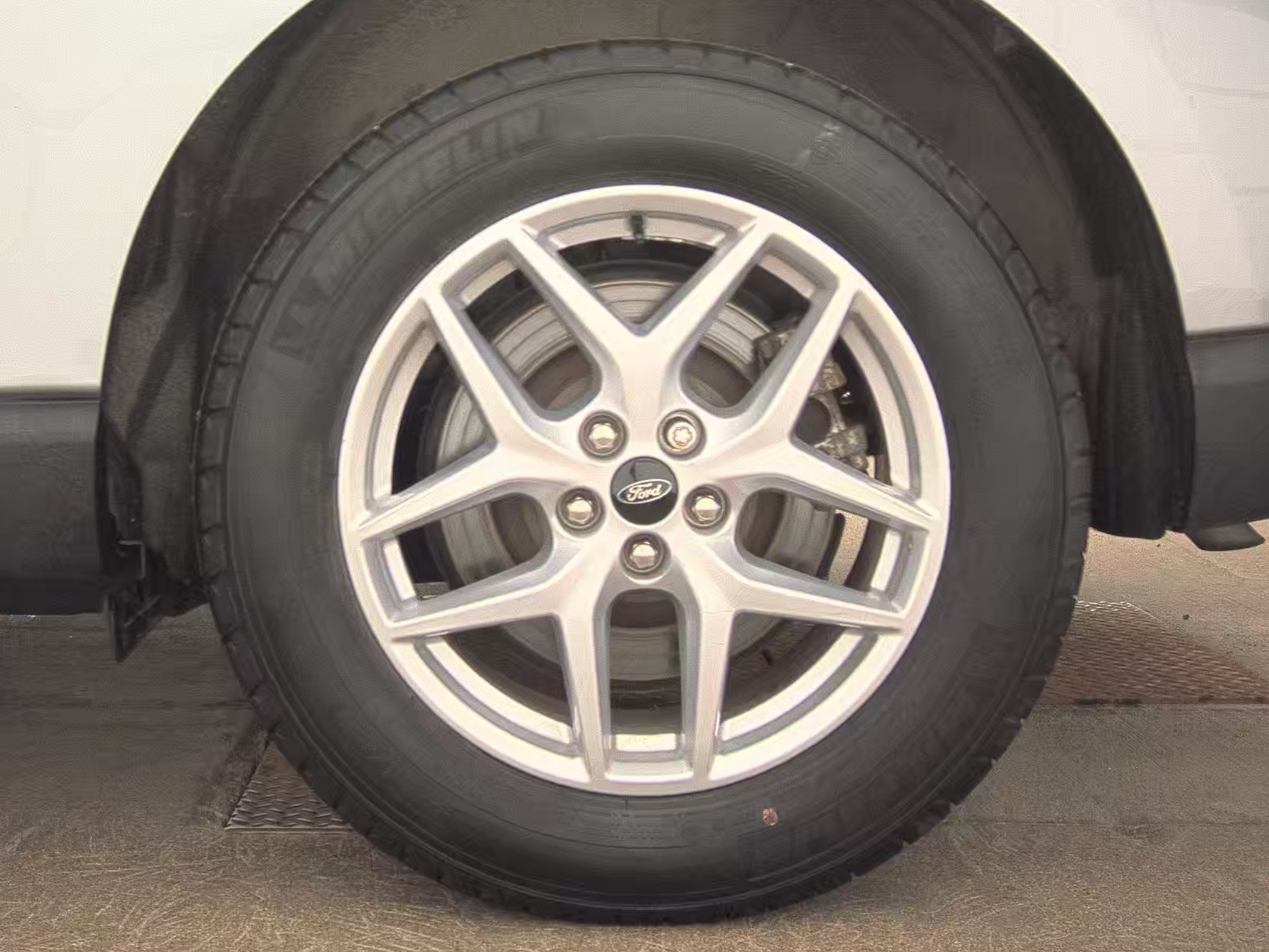 2023 Ford Edge SEL AWD