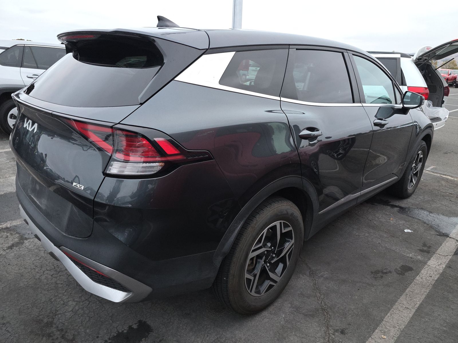 2024 Kia Sportage LX AWD