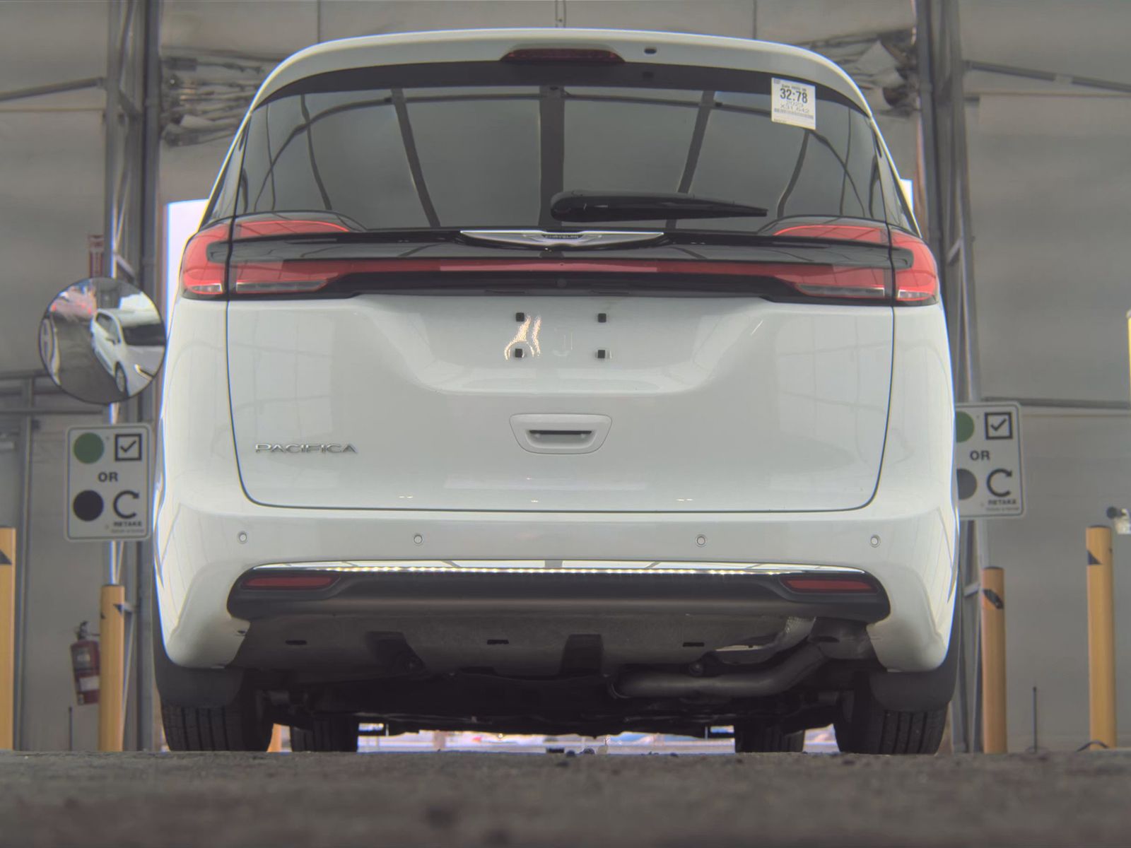 2023 Chrysler Pacifica Touring L FWD