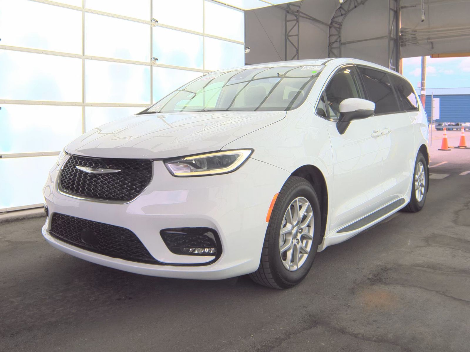 2023 Chrysler Pacifica Touring L FWD