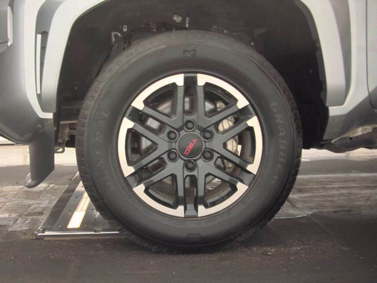 2024 Toyota Tacoma TRD Sport RWD