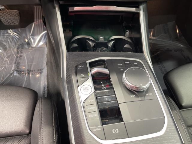 2024 BMW 3 Series 330i xDrive AWD