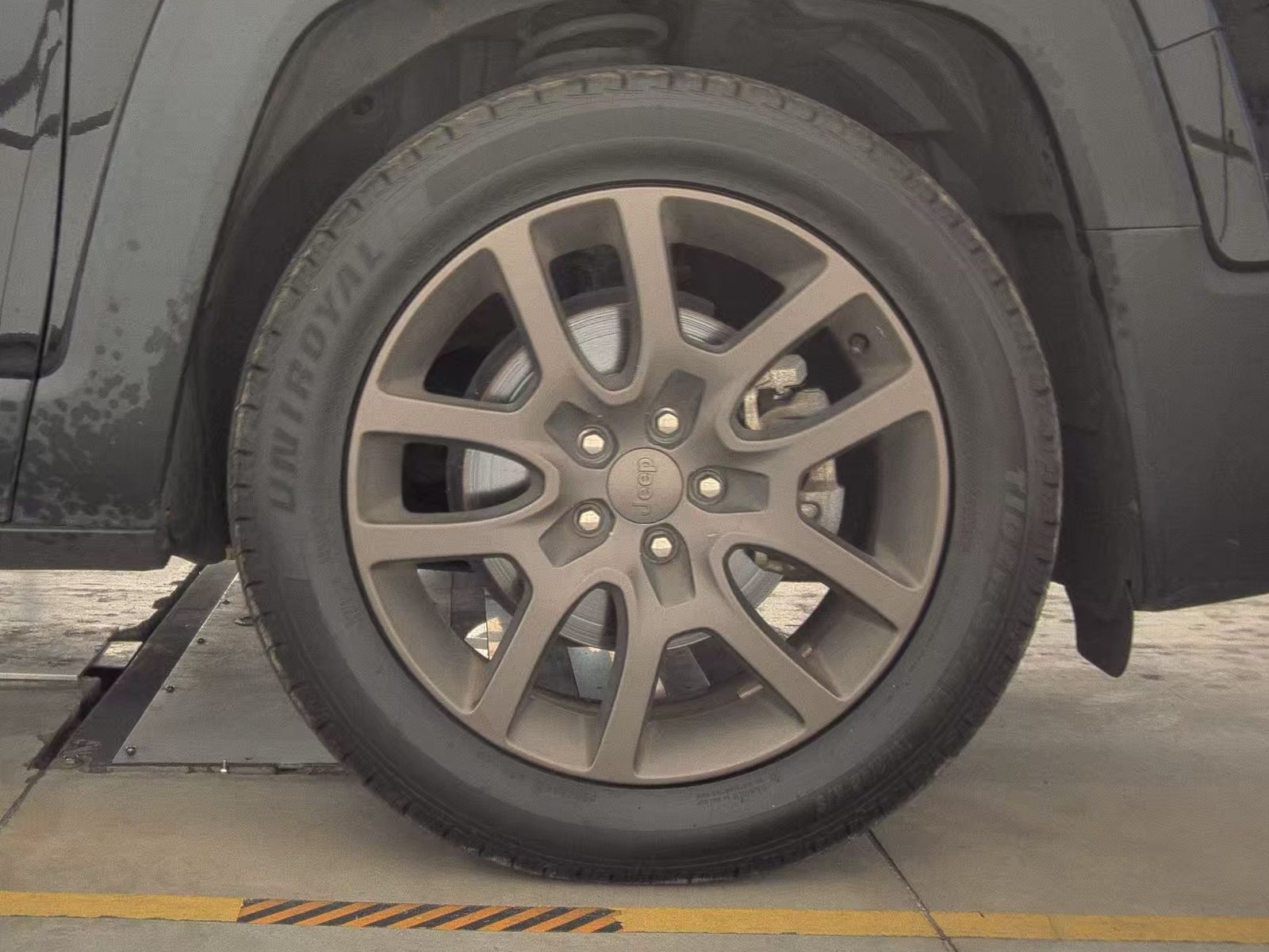 2016 Jeep Renegade Latitude 75th Anniversary Edition FWD