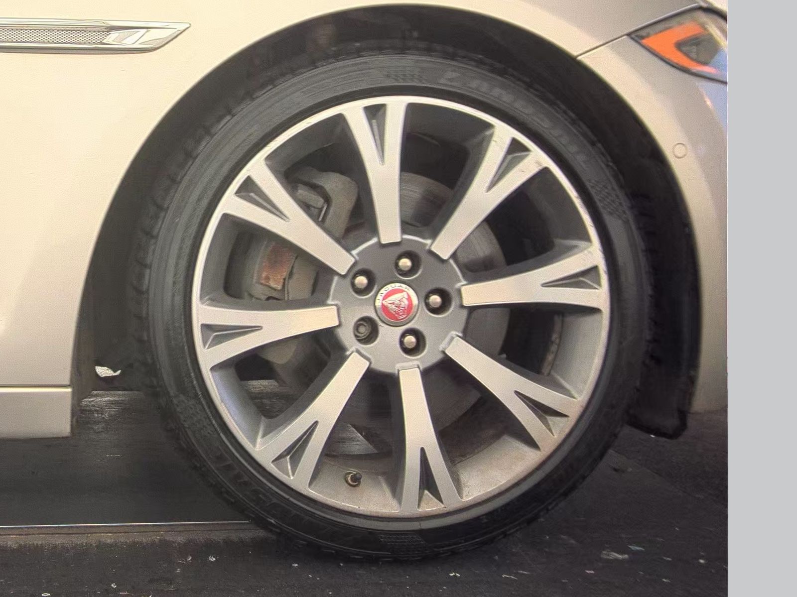 2016 Jaguar XJ L Portfolio RWD