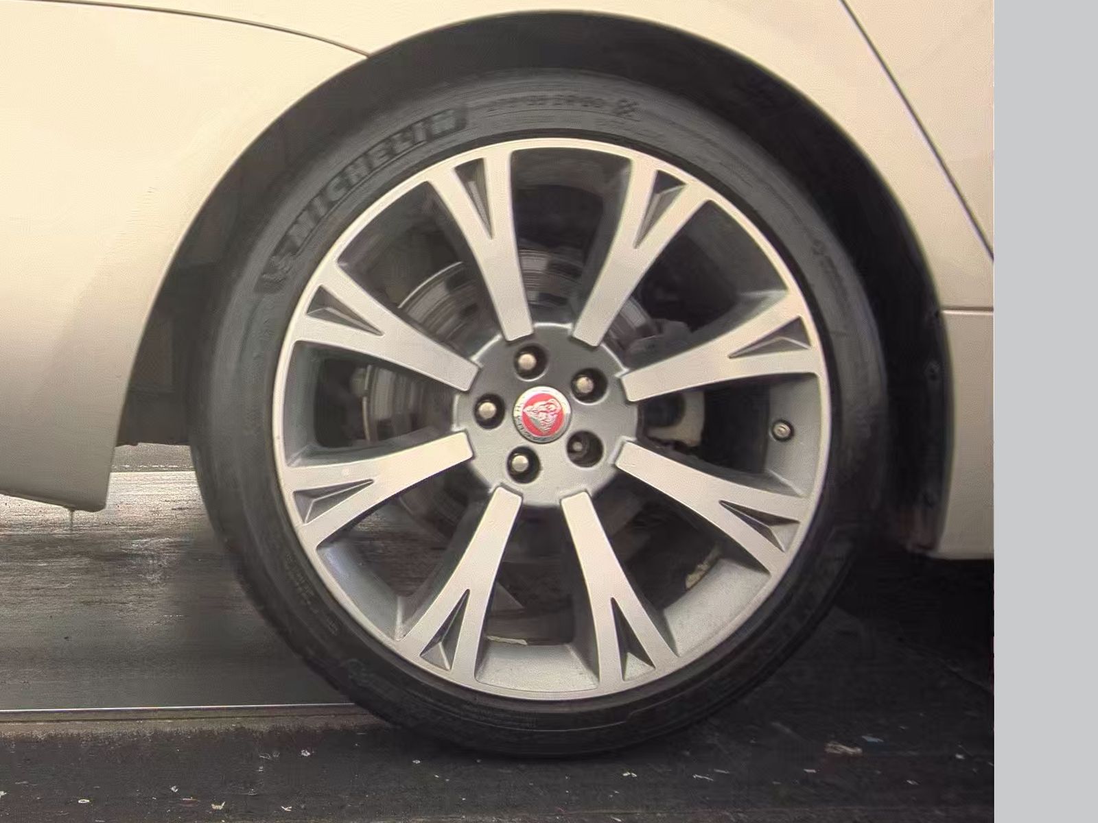 2016 Jaguar XJ L Portfolio RWD