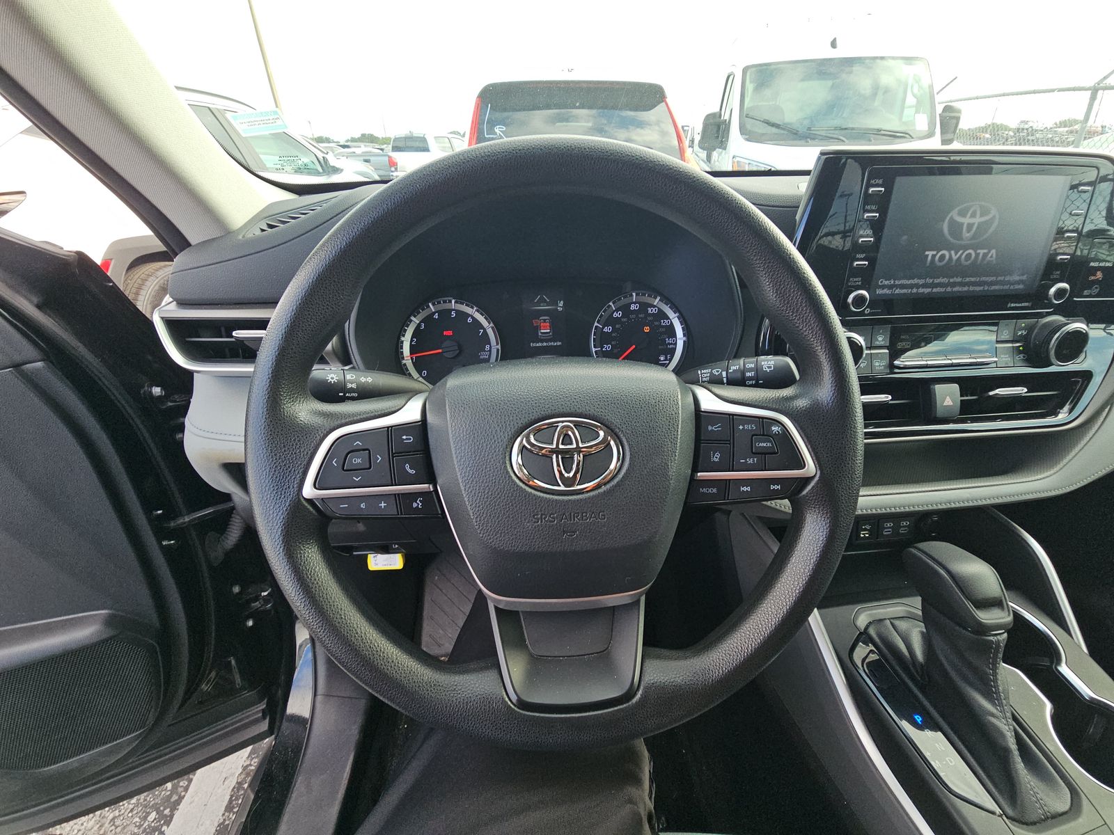 2022 Toyota Highlander L FWD