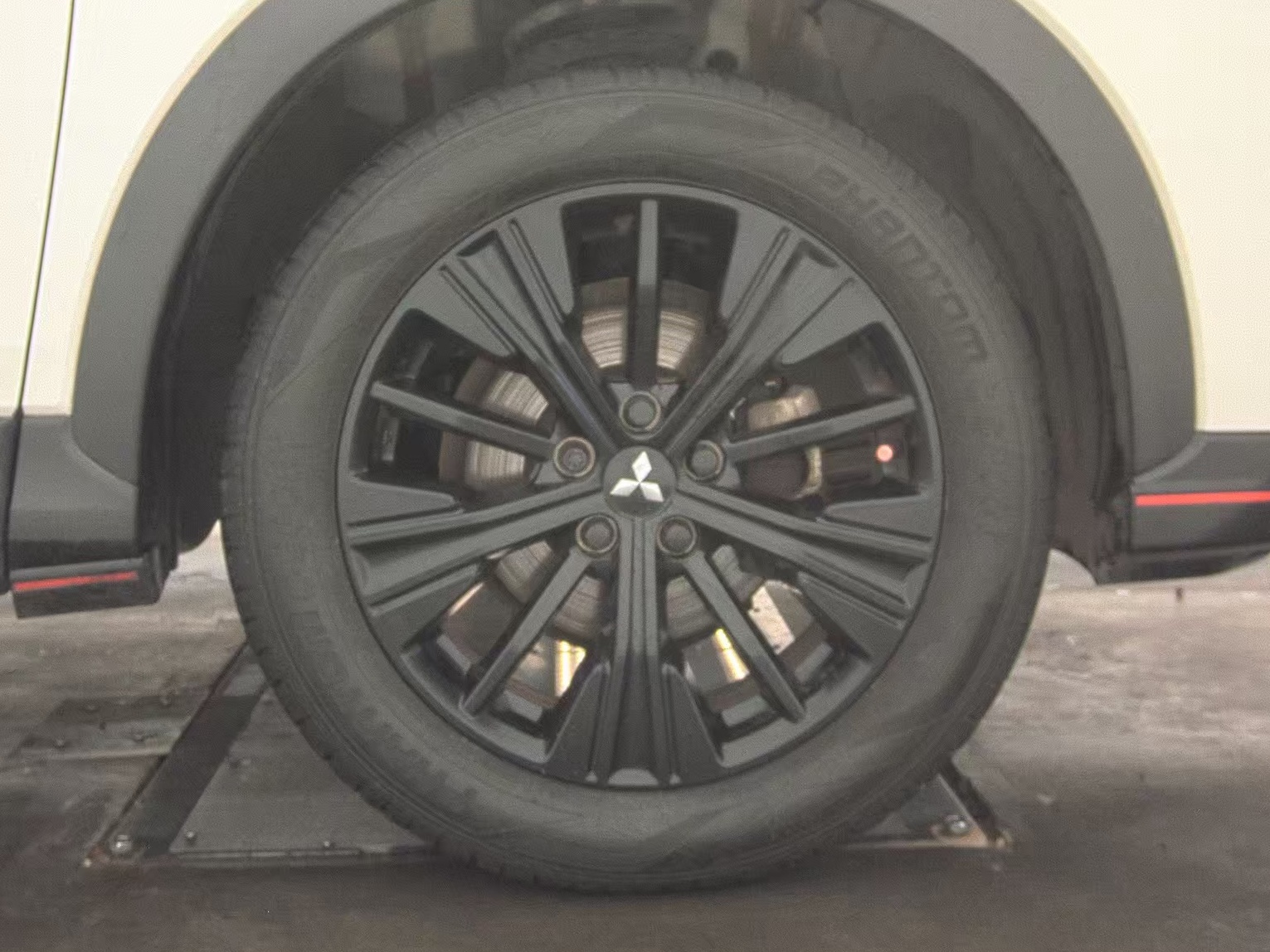 2020 Mitsubishi Eclipse Cross SE FWD