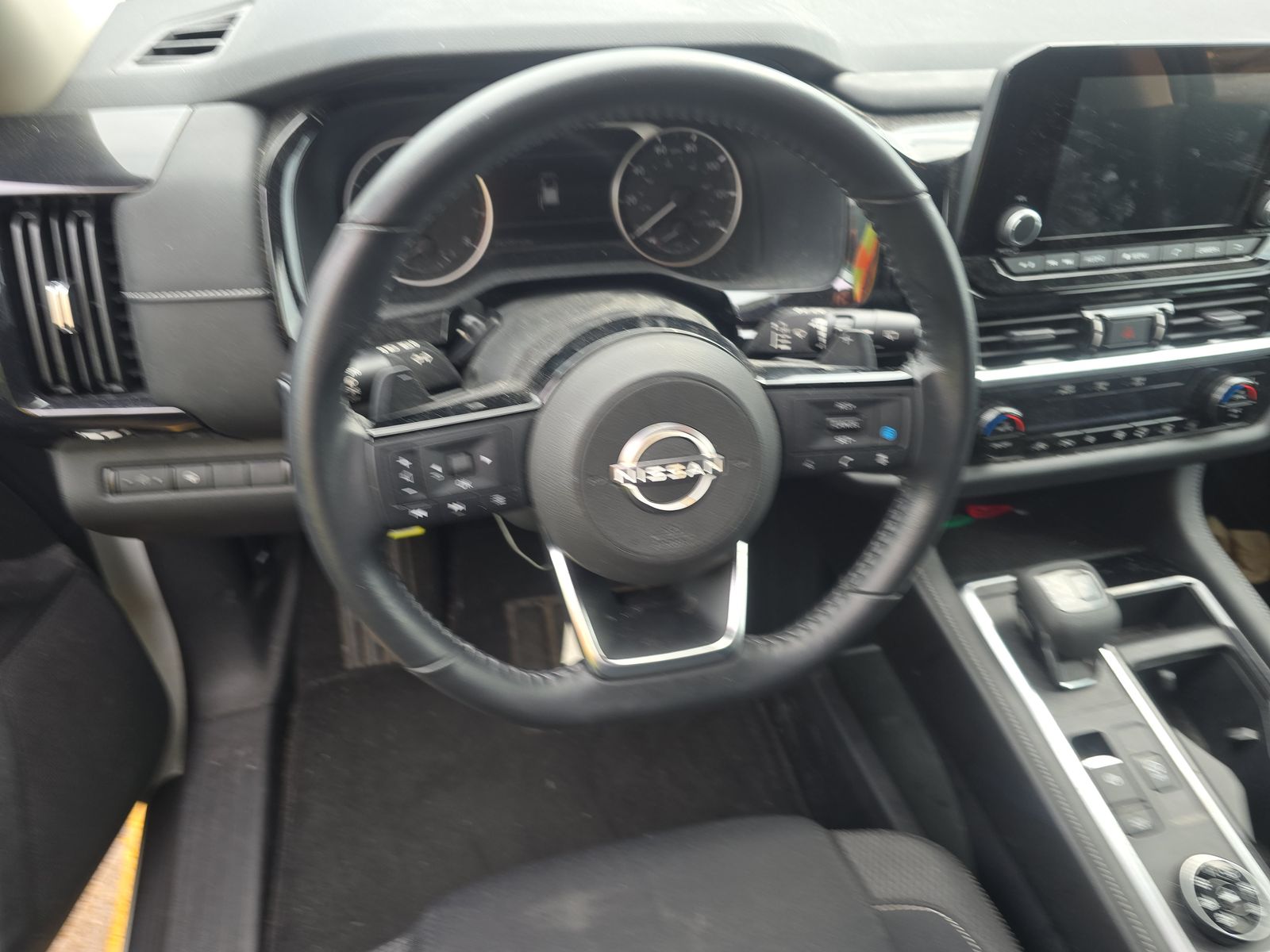 2022 Nissan Pathfinder SV AWD