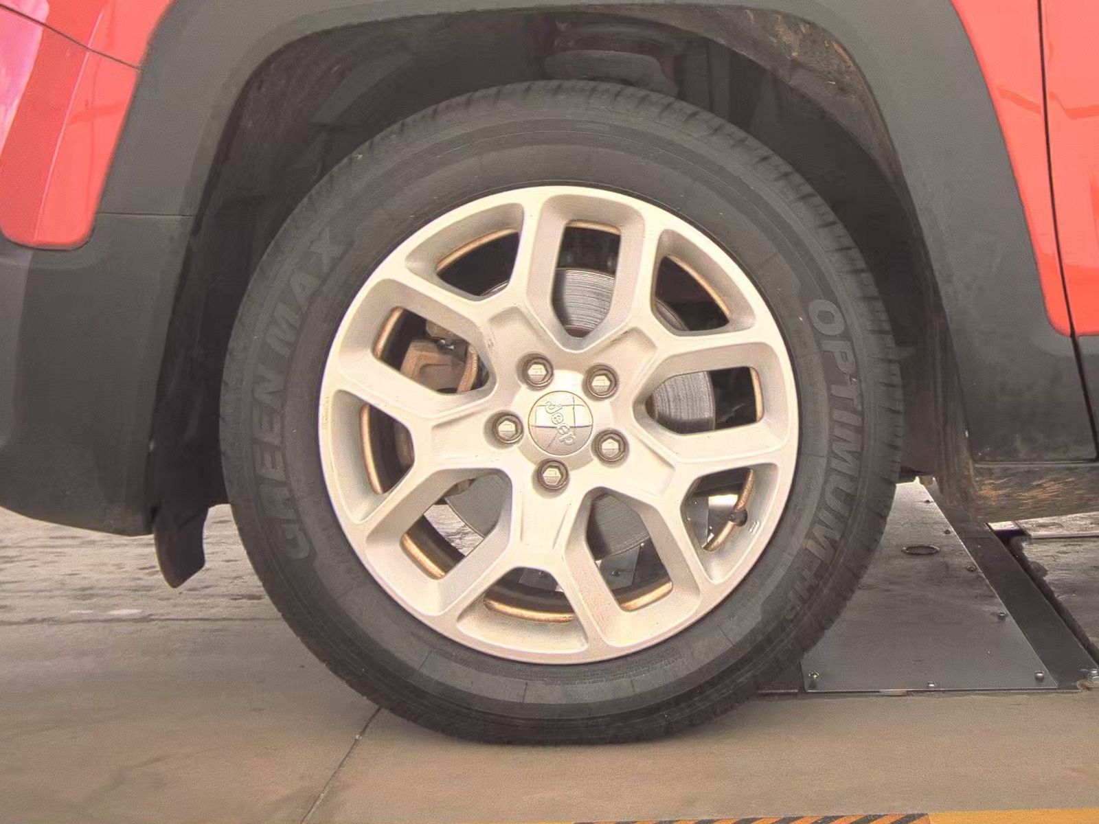 2018 Jeep Renegade Latitude FWD