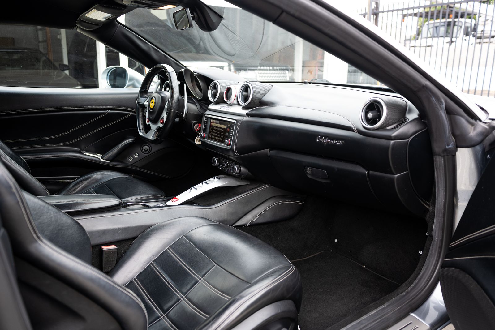 2015 Ferrari California Base RWD