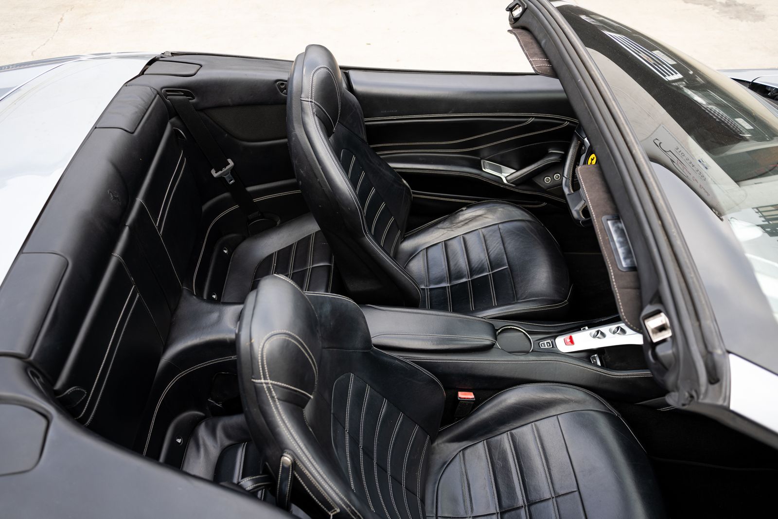 2015 Ferrari California Base RWD