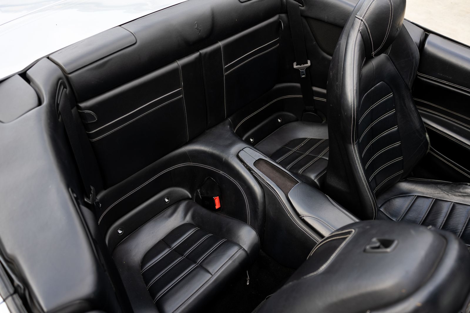 2015 Ferrari California Base RWD