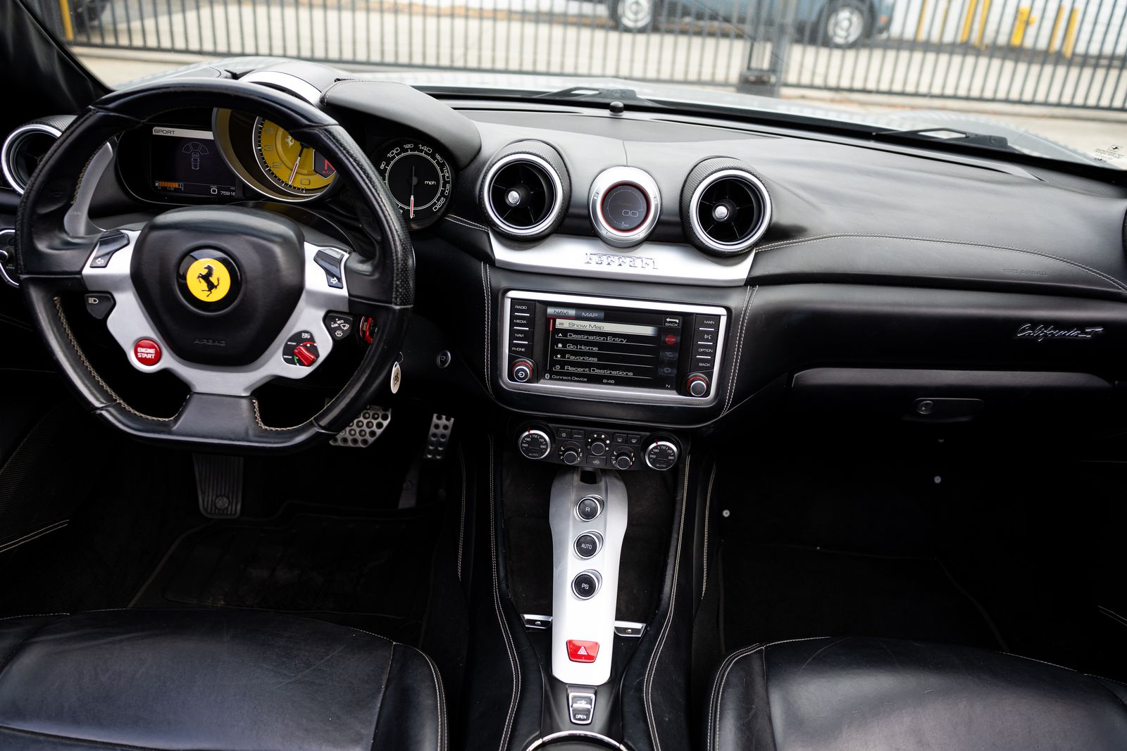 2015 Ferrari California Base RWD