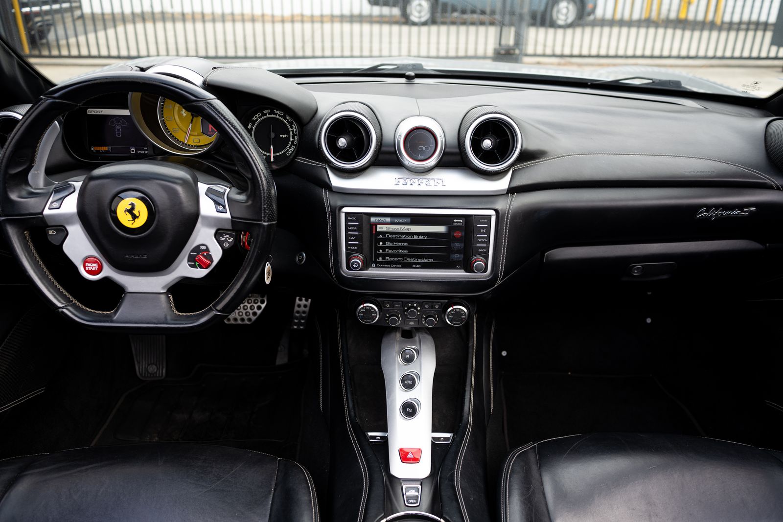 2015 Ferrari California Base RWD