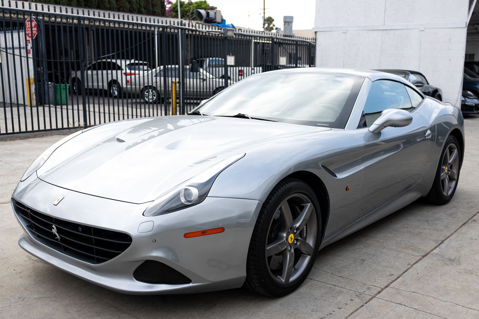 2015 Ferrari California Base RWD