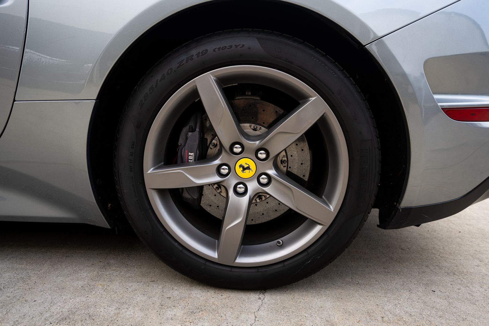 2015 Ferrari California Base RWD