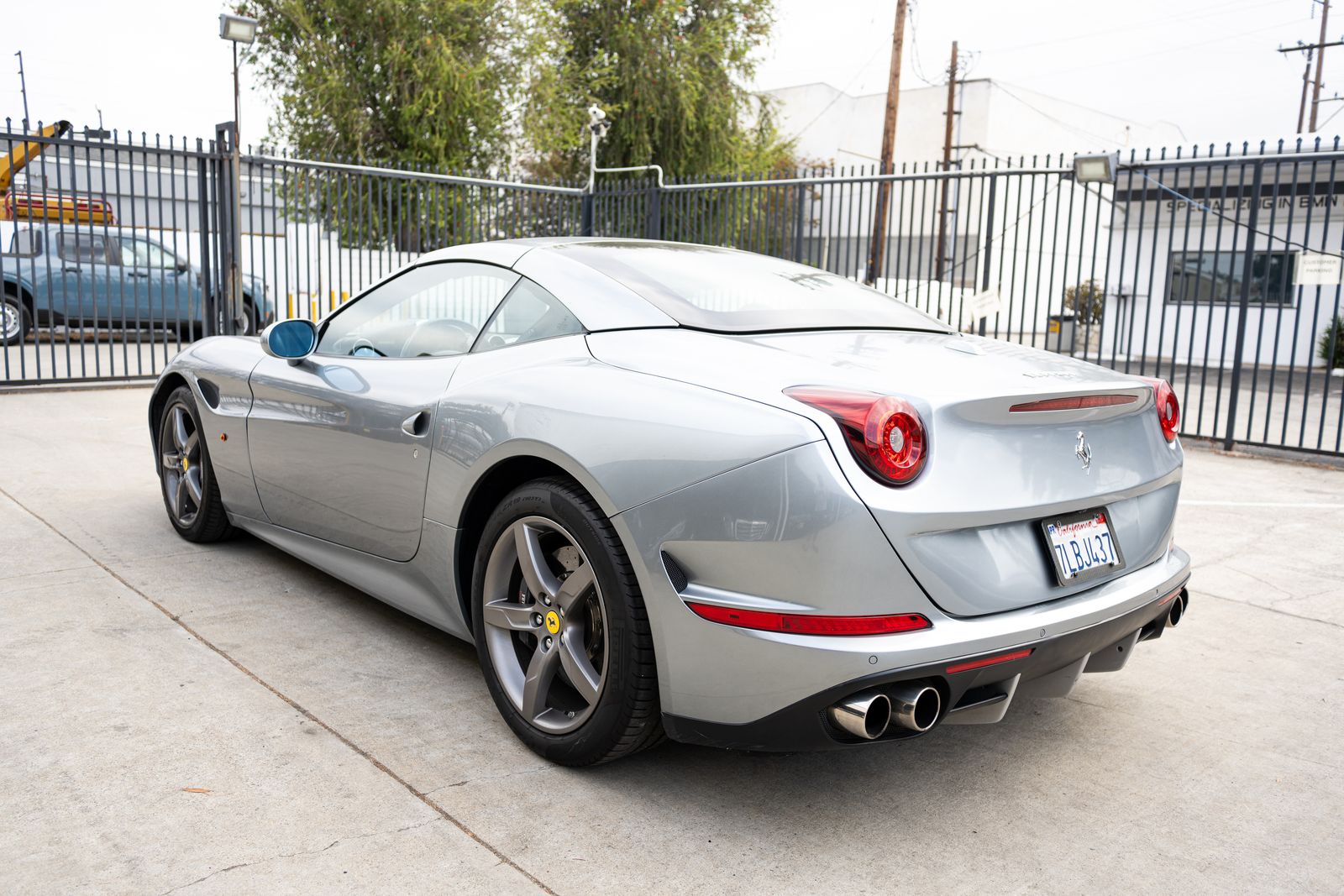 2015 Ferrari California Base RWD