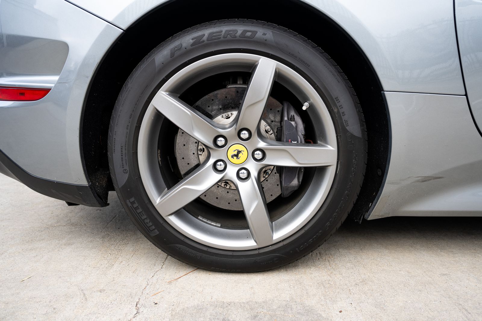 2015 Ferrari California Base RWD