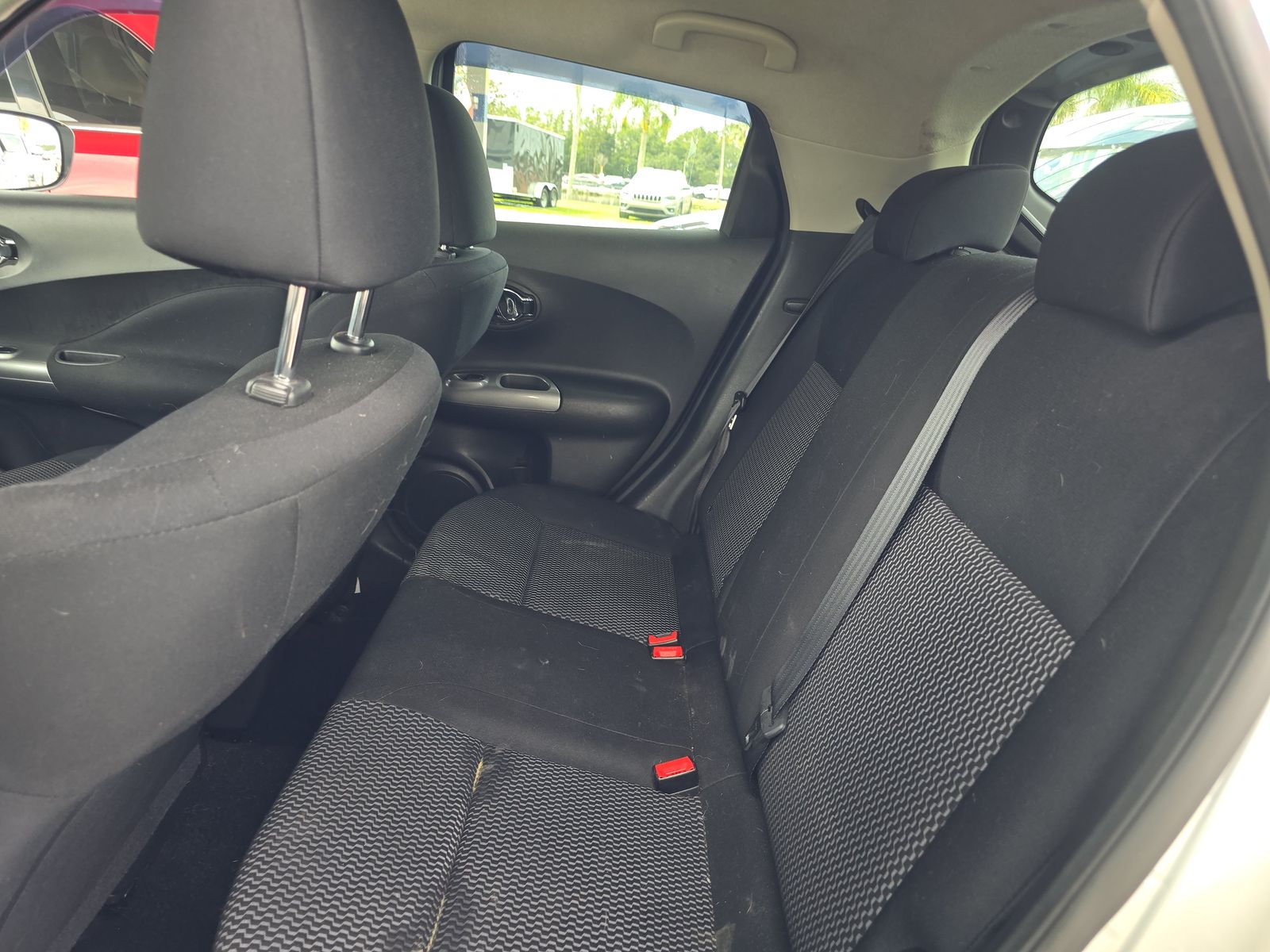 2015 Nissan JUKE S AWD