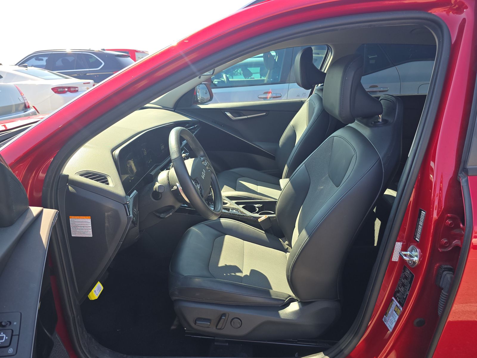 2023 Kia Niro EX FWD