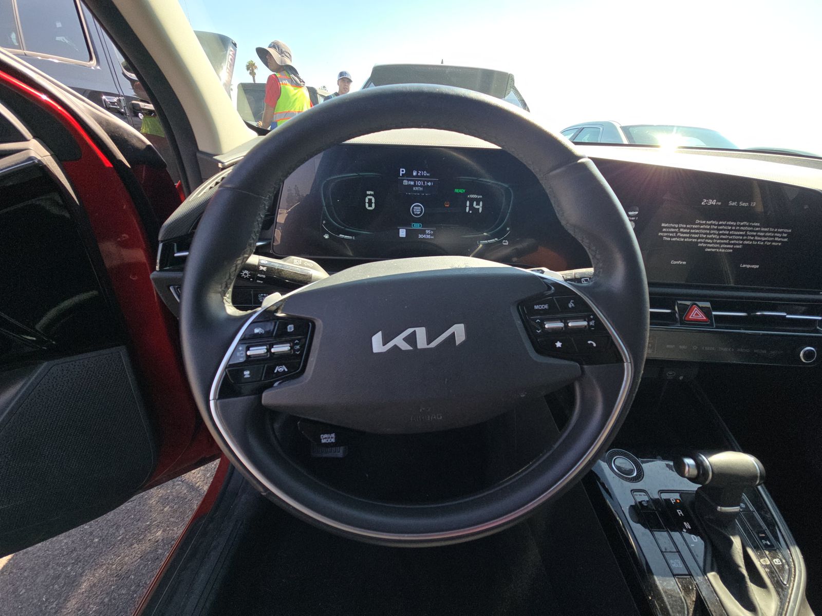 2023 Kia Niro EX FWD