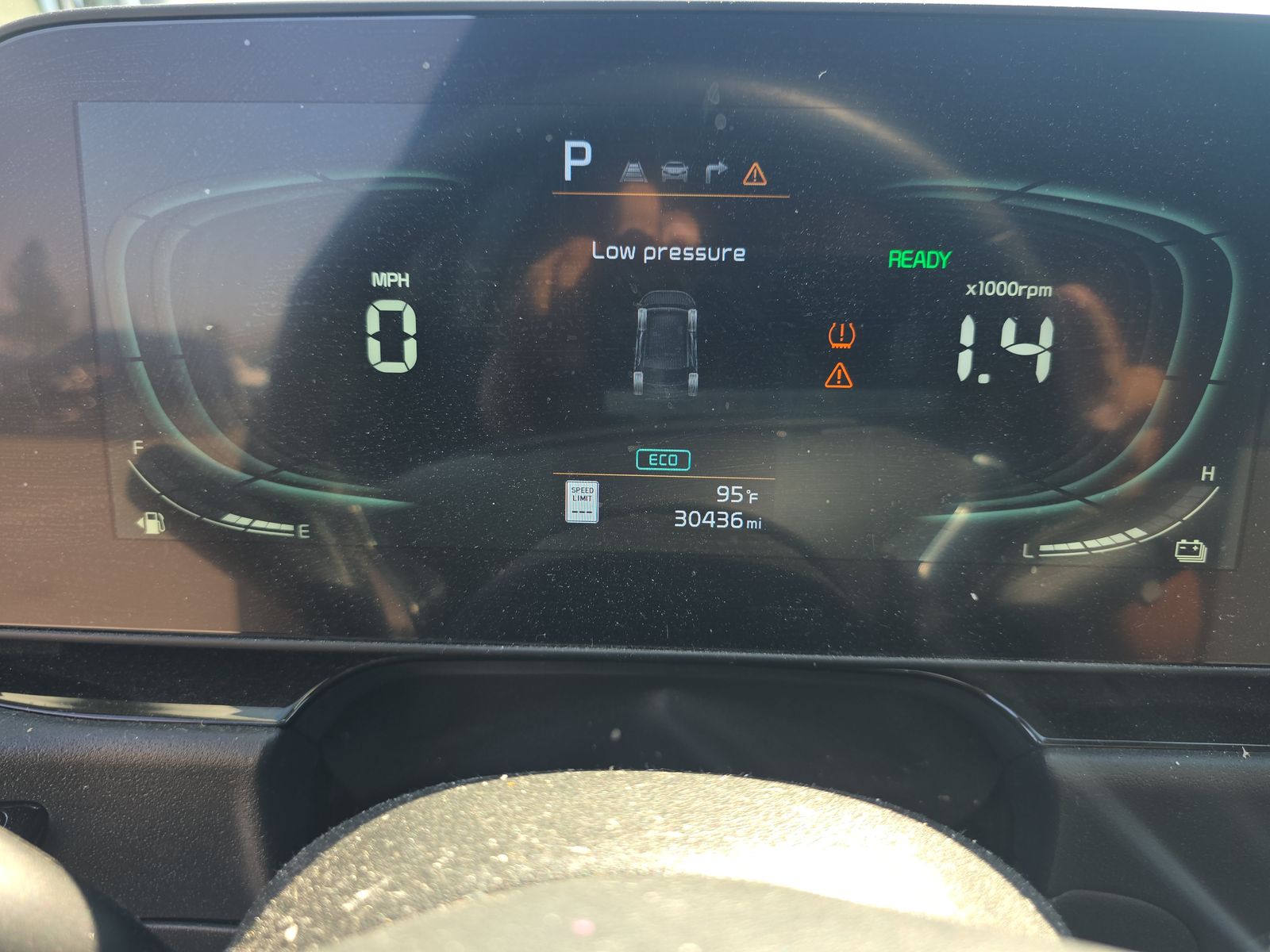 2023 Kia Niro EX FWD