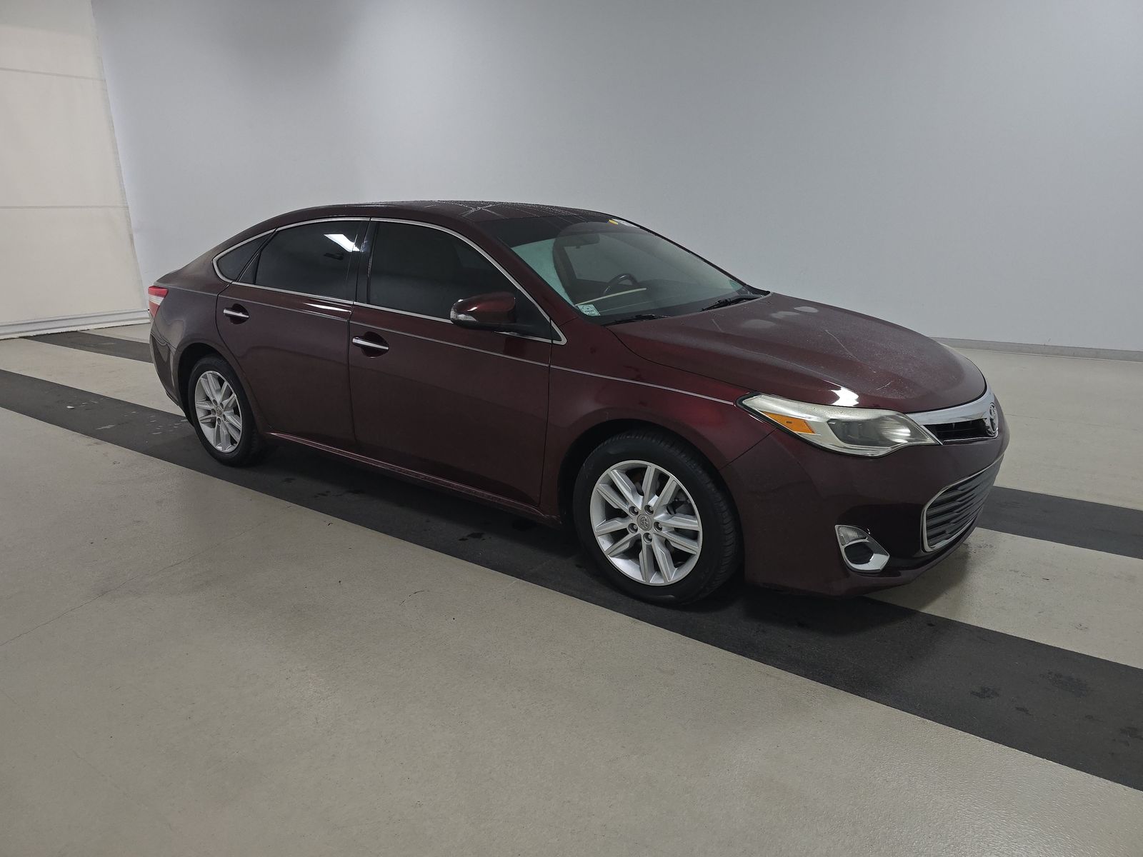 2014 Toyota Avalon XLE FWD