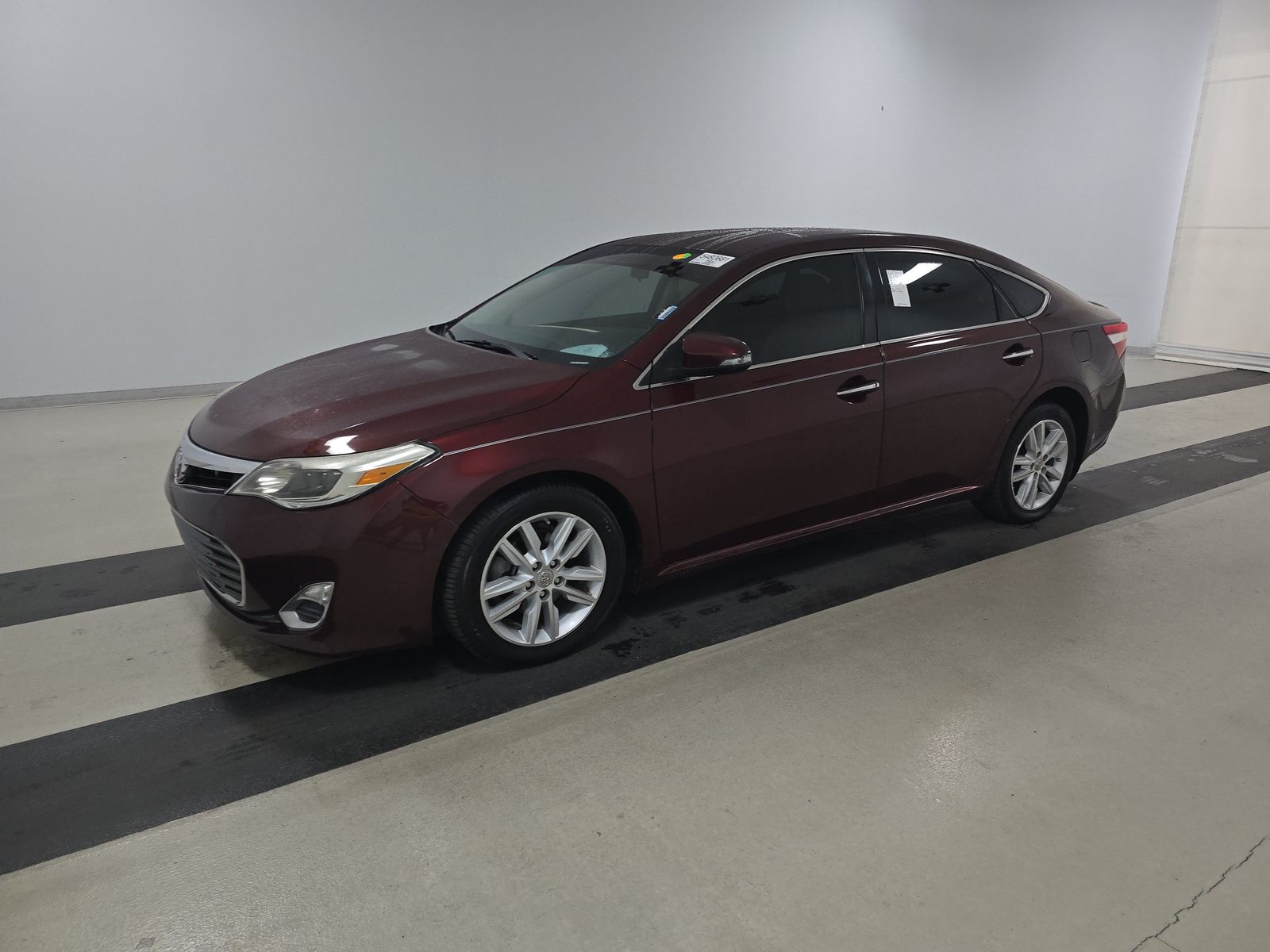 2014 Toyota Avalon XLE FWD