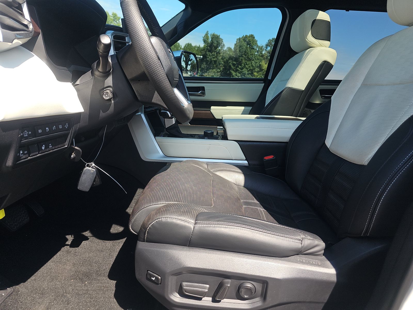 2023 Toyota Tundra Hybrid Capstone AWD