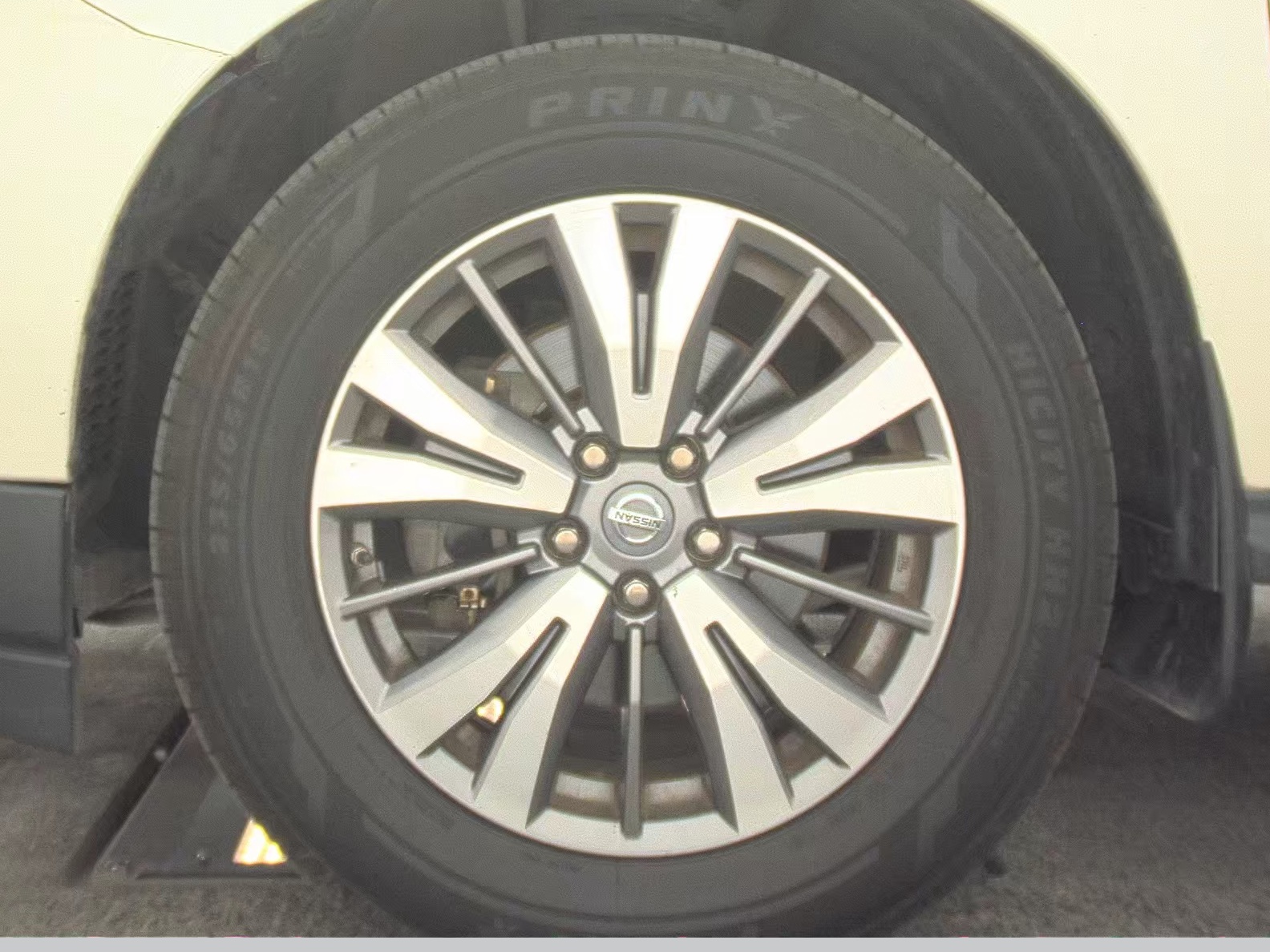 2018 Nissan Pathfinder SL FWD