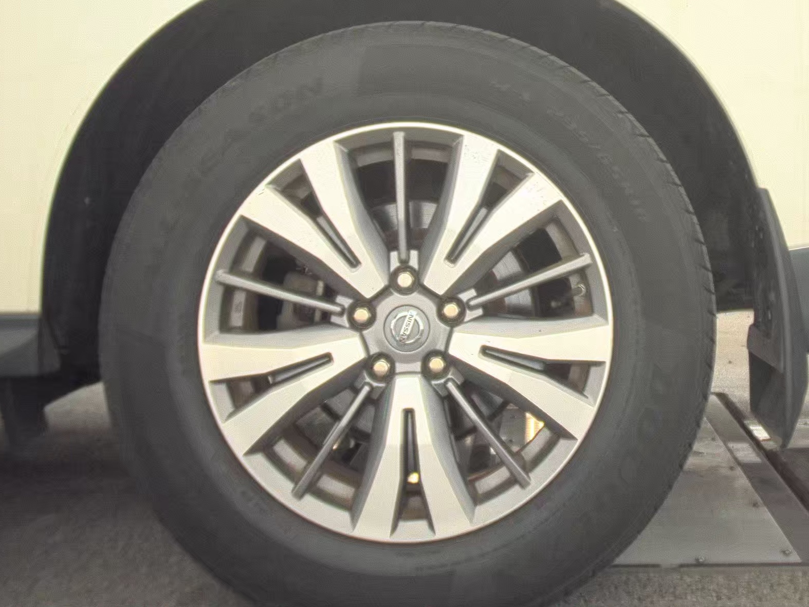 2018 Nissan Pathfinder SL FWD