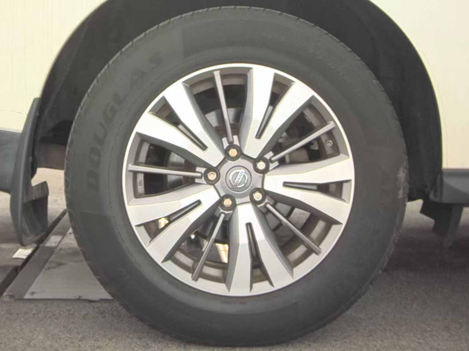 2018 Nissan Pathfinder SL FWD