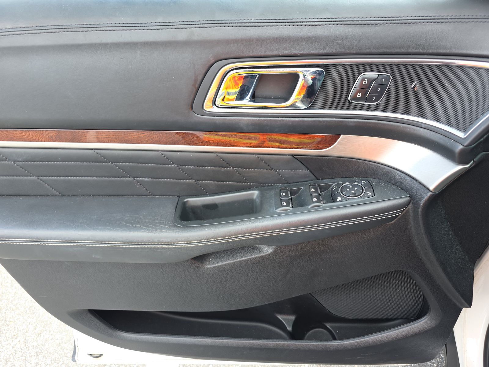 2016 Ford Explorer Platinum AWD