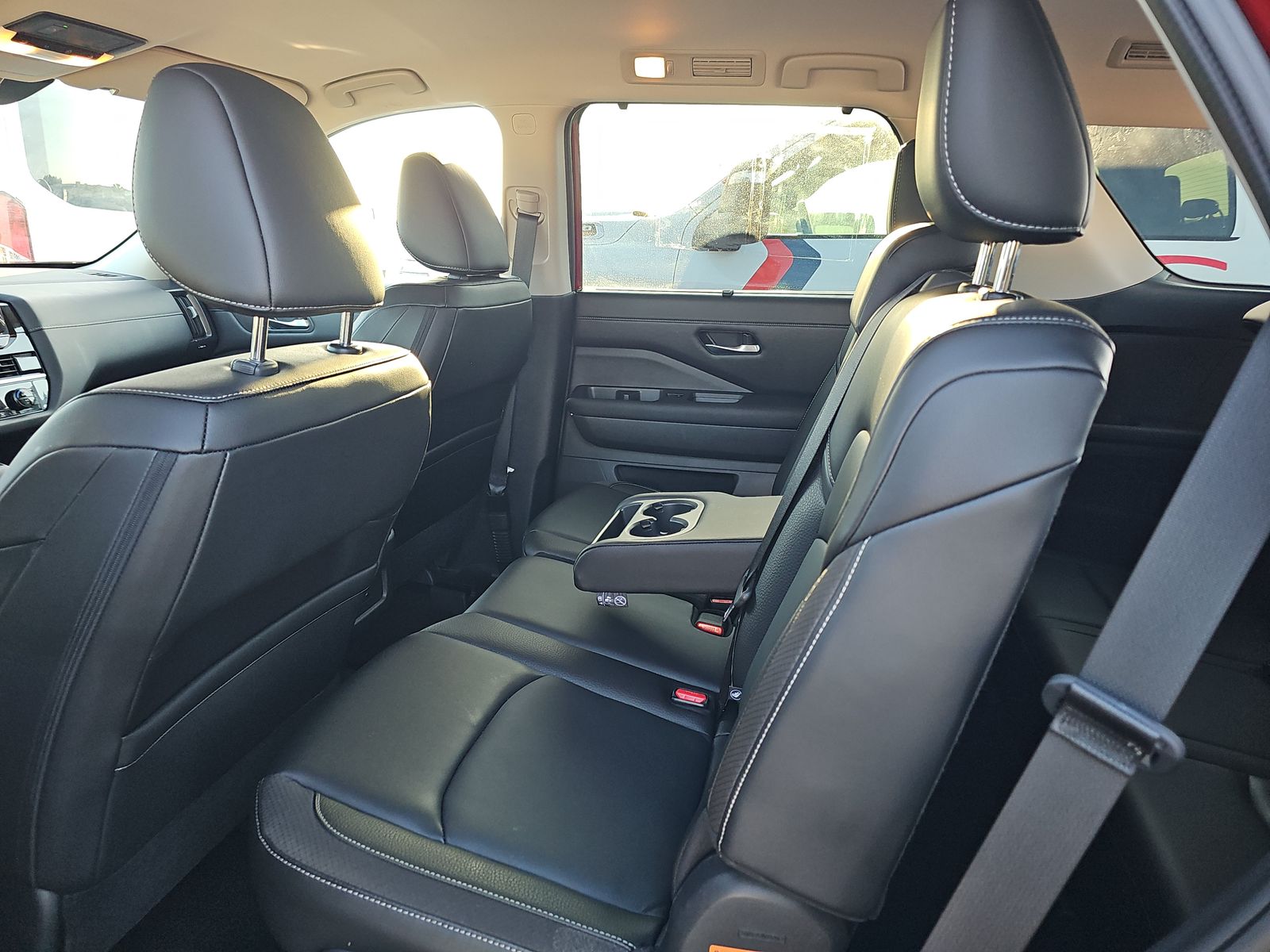 2024 Nissan Pathfinder SL FWD
