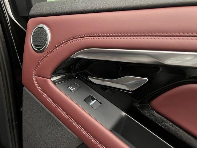 2022 Land Rover Range Rover Evoque SE AWD