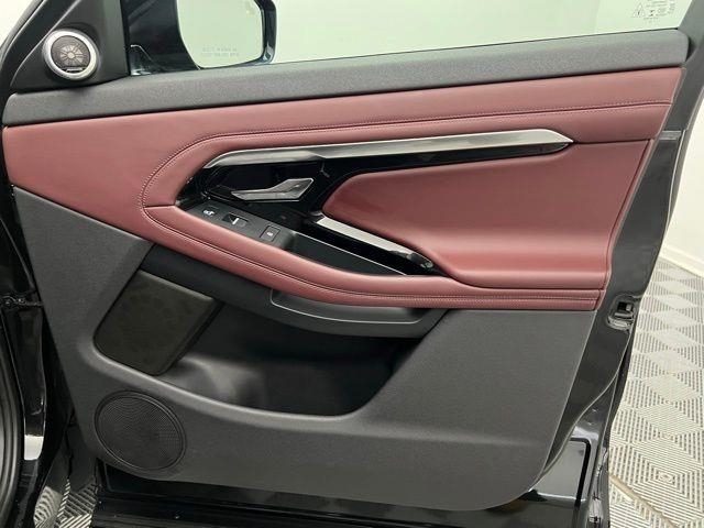 2022 Land Rover Range Rover Evoque SE AWD