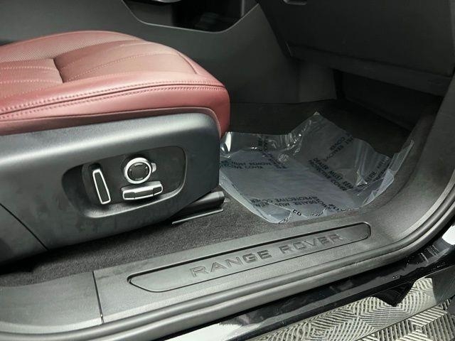 2022 Land Rover Range Rover Evoque SE AWD