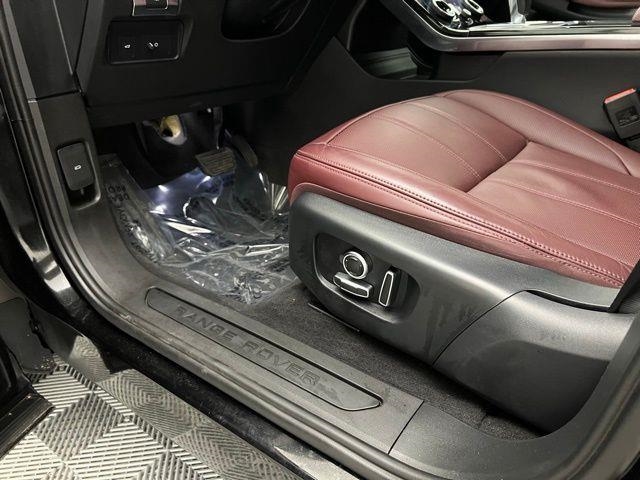 2022 Land Rover Range Rover Evoque SE AWD