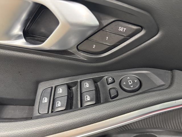 2024 BMW 3 Series 330i xDrive AWD