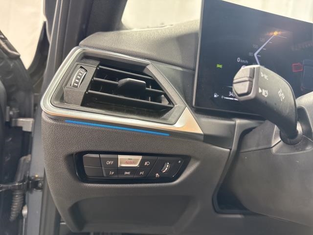 2024 BMW 3 Series 330i xDrive AWD