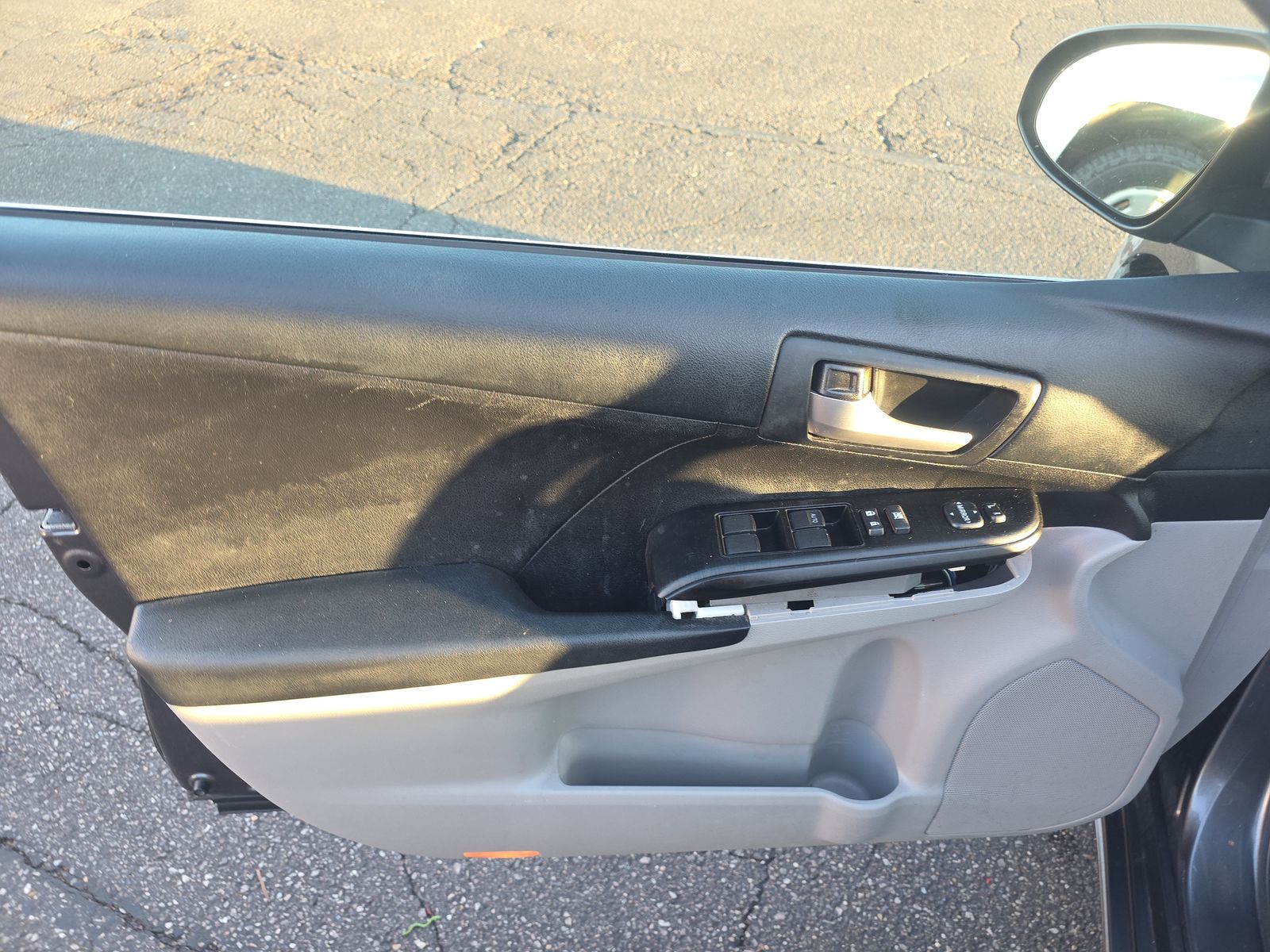 2012 Toyota Camry LE FWD