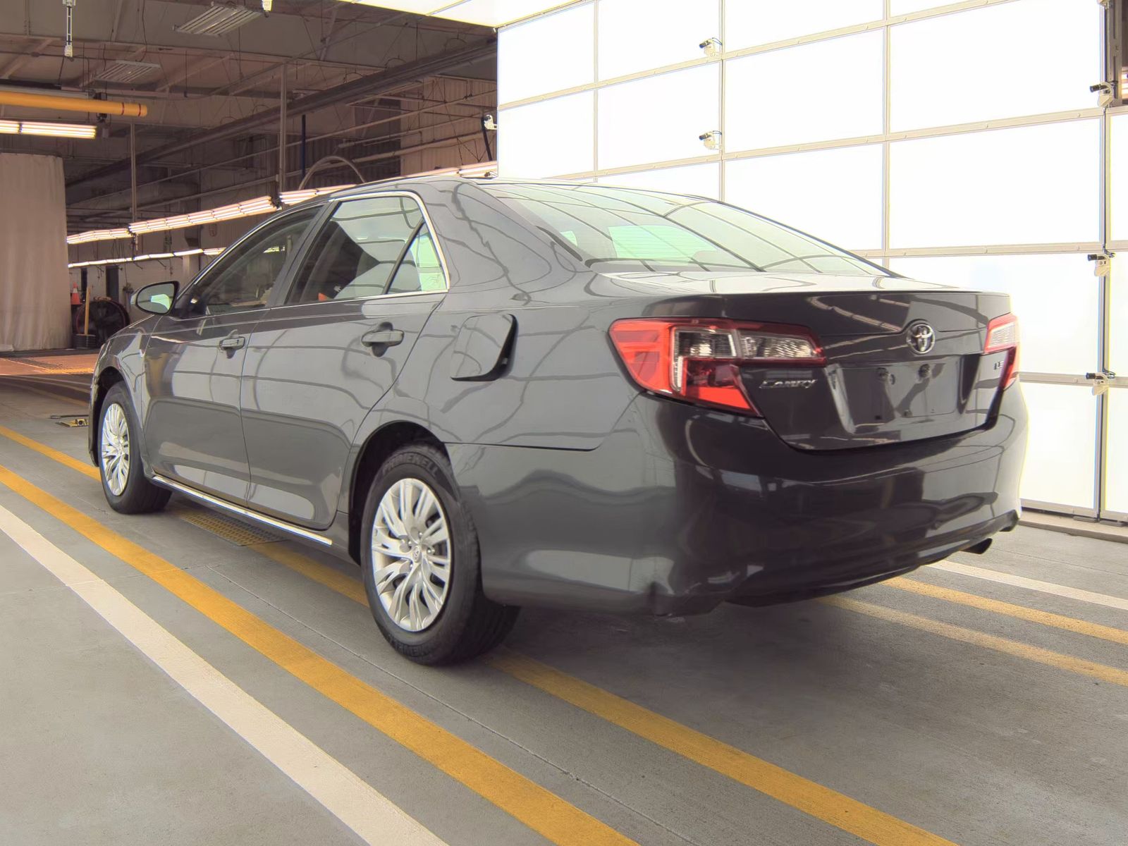 2012 Toyota Camry LE FWD