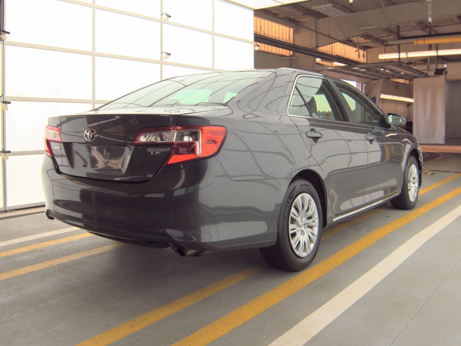 2012 Toyota Camry LE FWD