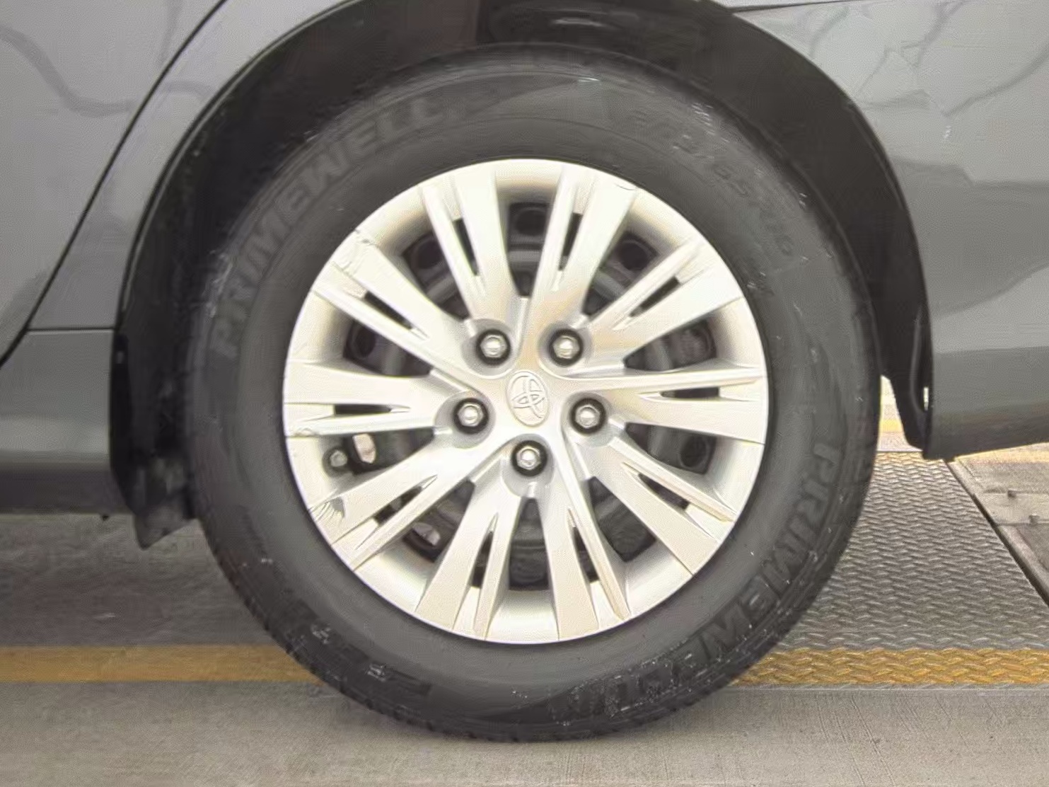 2012 Toyota Camry LE FWD