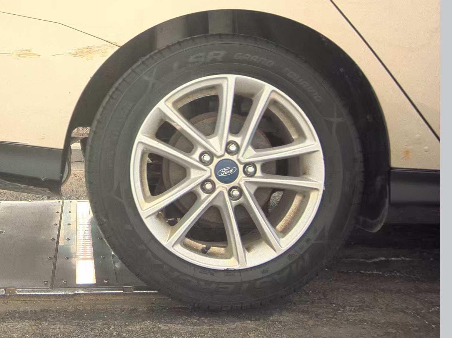 2018 Ford Focus SE FWD