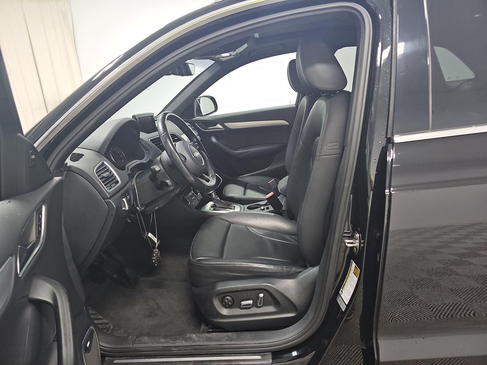 2017 Audi Q3 2.0T Prestige AWD