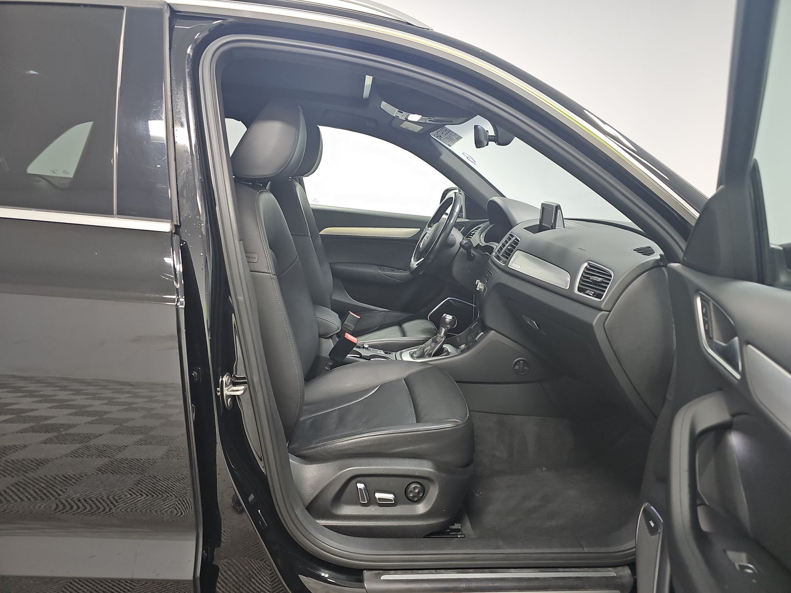 2017 Audi Q3 2.0T Prestige AWD