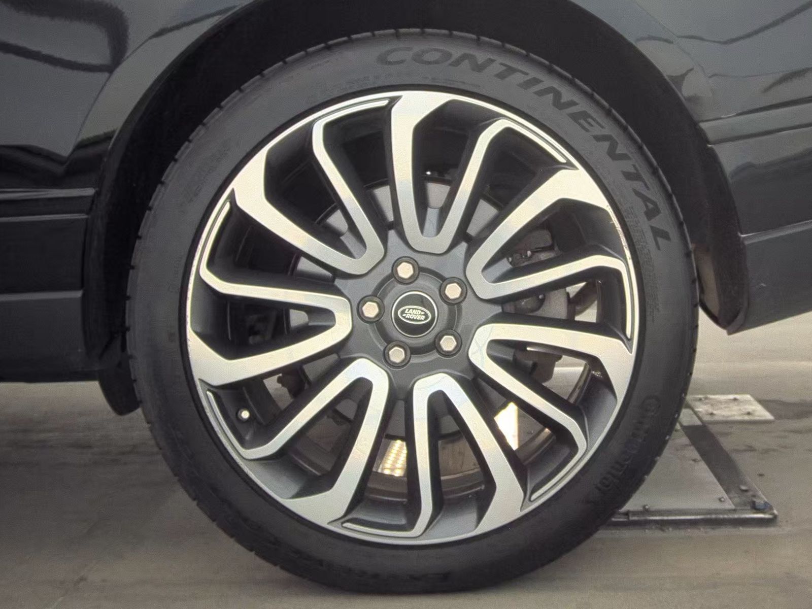 2018 Land Rover Range Rover Supercharged LWB AWD