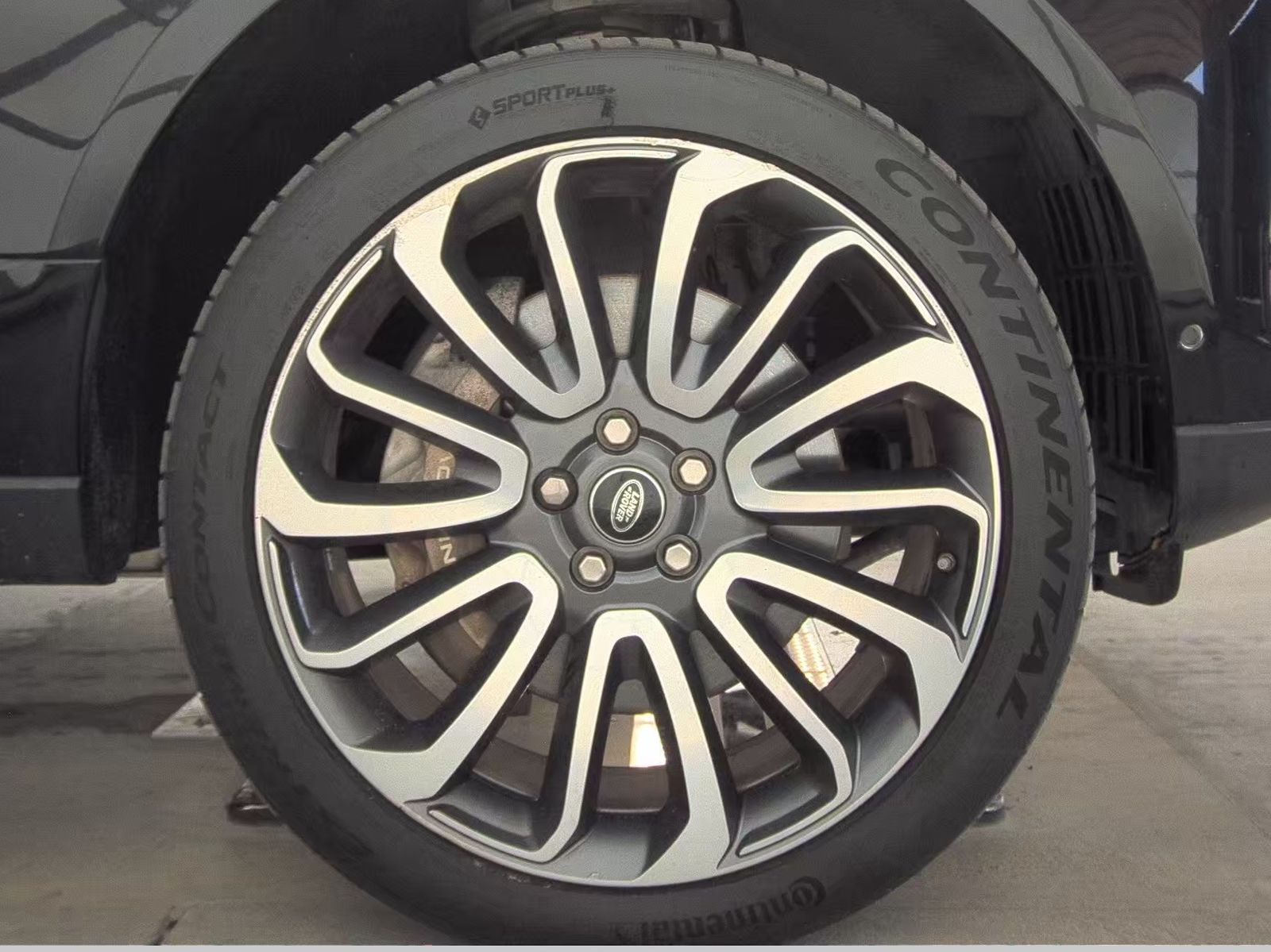 2018 Land Rover Range Rover Supercharged LWB AWD